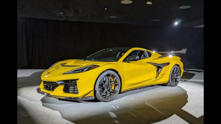 Unveiling the 2026 Chevrolet Corvette ZR1 Convertible: A Symphony of Speed and Style